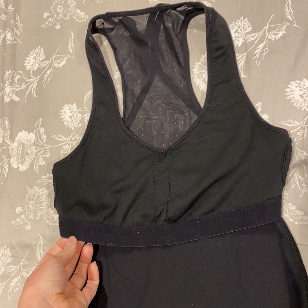 Lululemon Built In Bra Top With Mesh Back - Picture 10 of 13